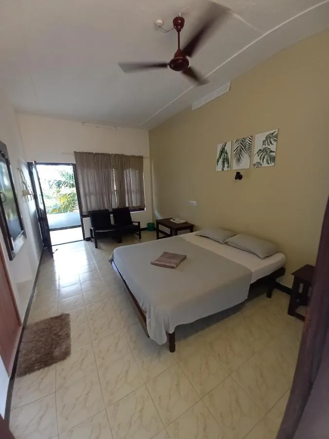 Bay View Hotel Varkala Resort
